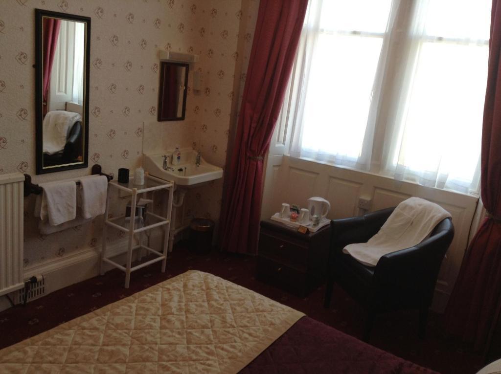 The Richmond Guest House Ayr Esterno foto